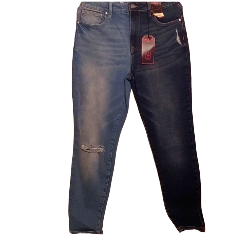 No Boundaries Super High Rise Mom Jeans Size 9